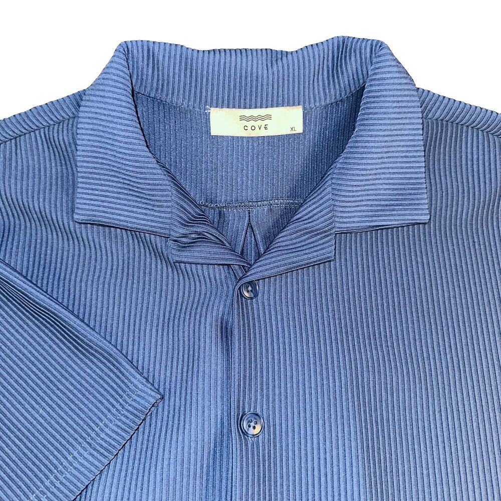 Cove Shirt Mens XL Blue Plisse Pleated Ribbed Camp Collar Button Up Short Sleeve